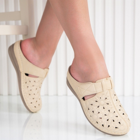 Чехли Casandra Beige