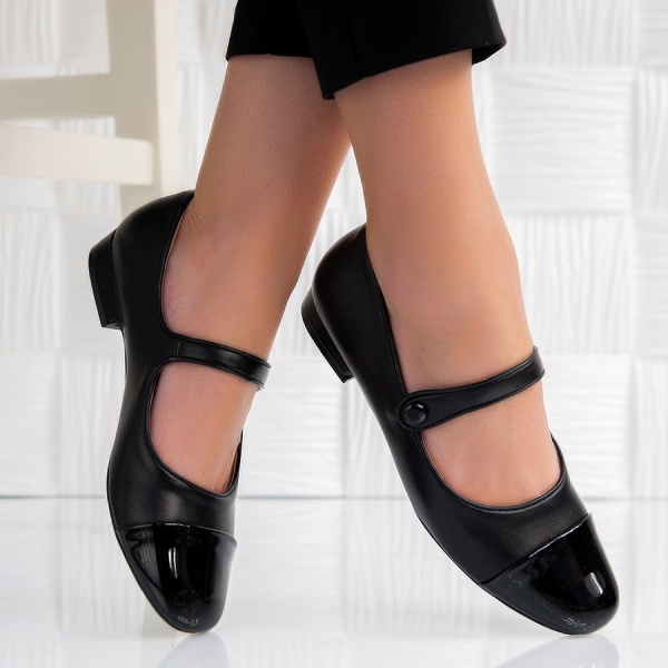 Обувки Iva Black