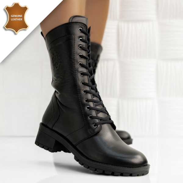 Боти Sofia Black