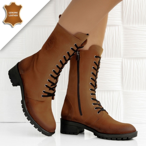 Боти Sofia Camel