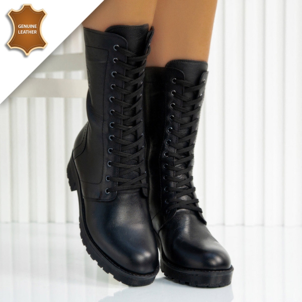 Боти Sofia Black