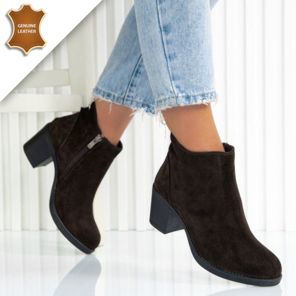 Боти Nelina Brown