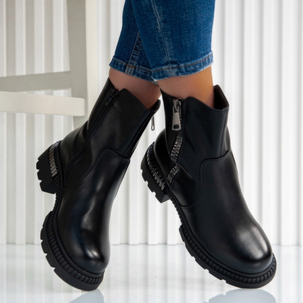 Боти Nansi Black