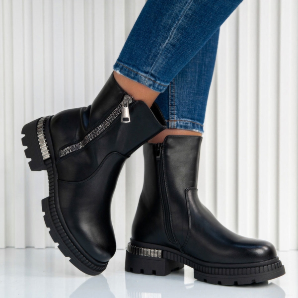 Боти Nansi Black