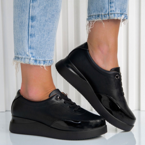 Обувки Sasha Black