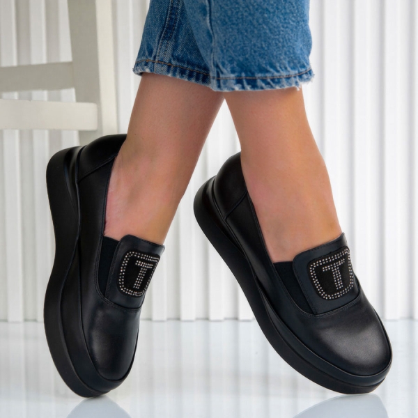 Обувки Nikol Black