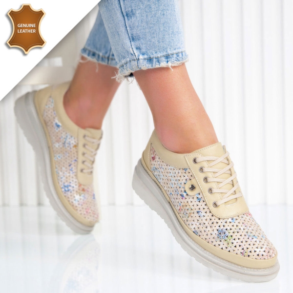 Обувки Claudia Beige