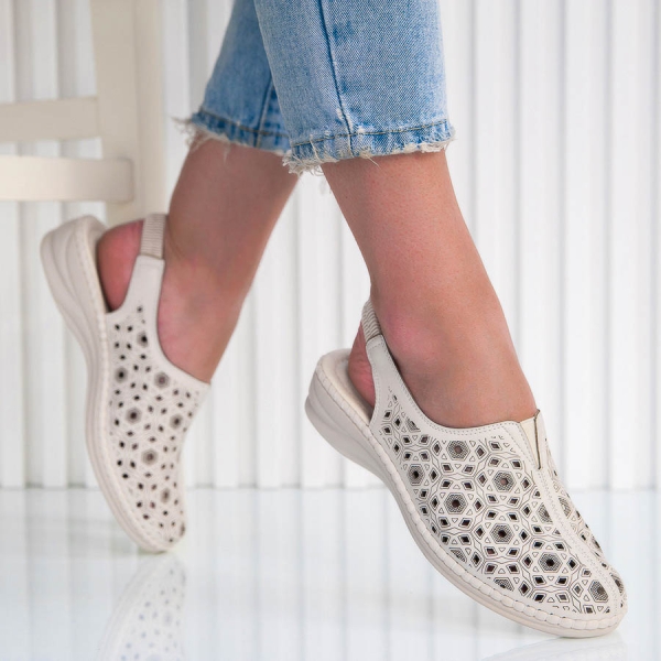 Обувки Tess Beige