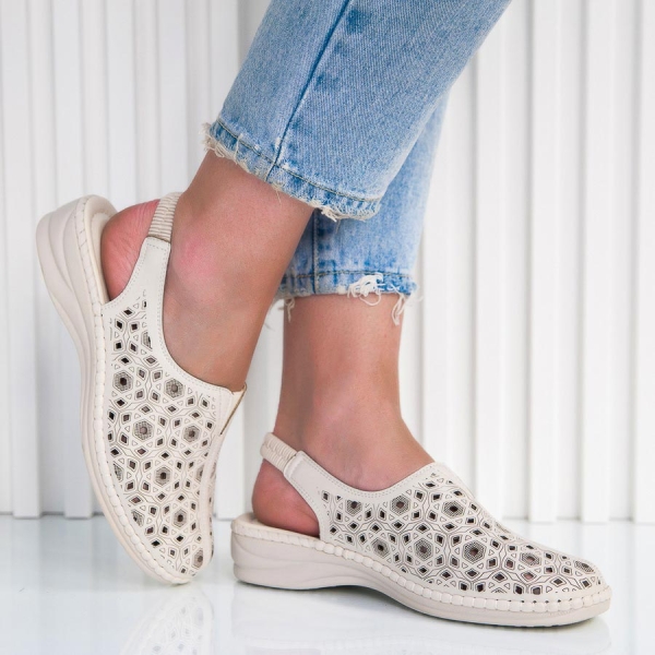 Обувки Tess Beige