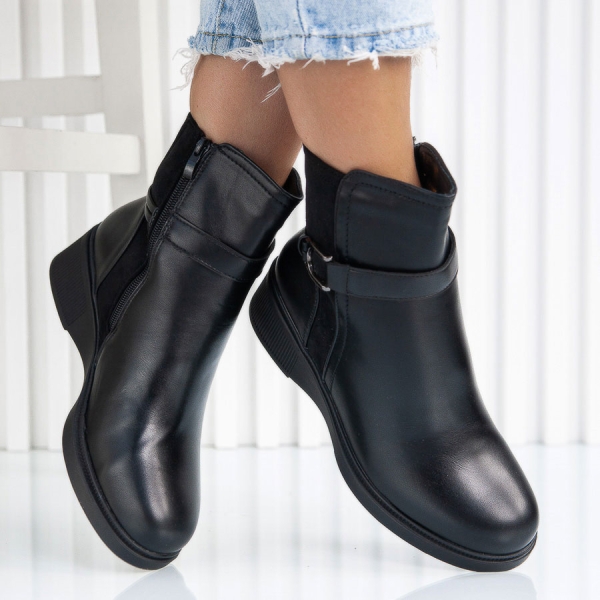 Боти Eleonora Black