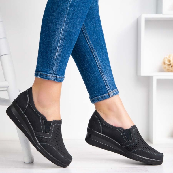  Обувки Debora Black