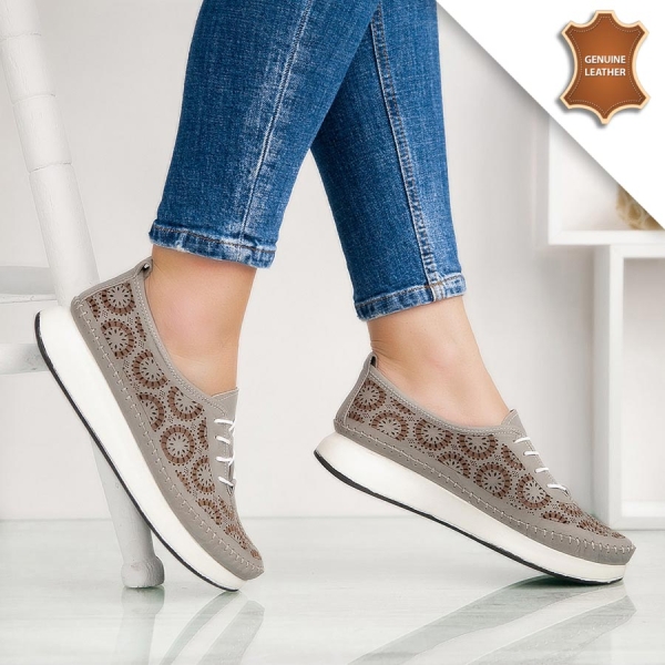 Обувки Klavdia Grey