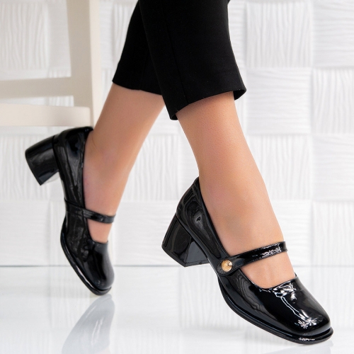 Обувки Irina Black