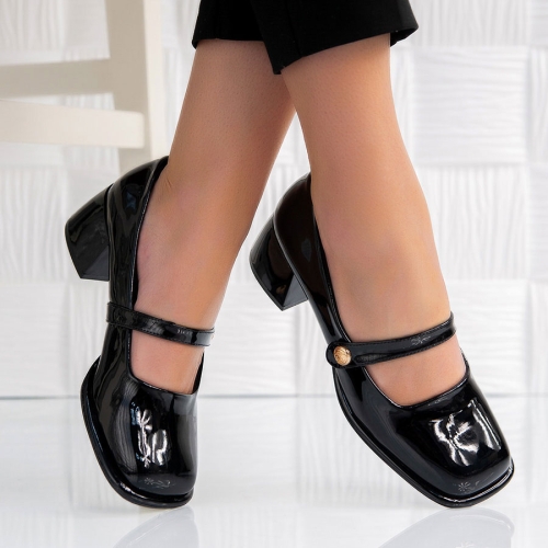 Обувки Irina Black