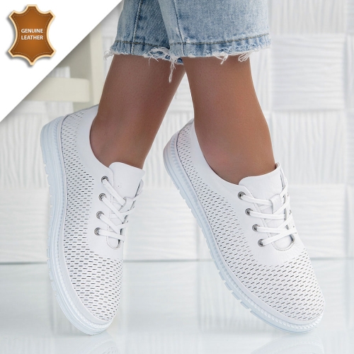 Обувки Azura White