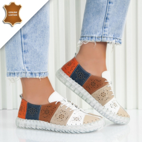 Обувки Debbra White