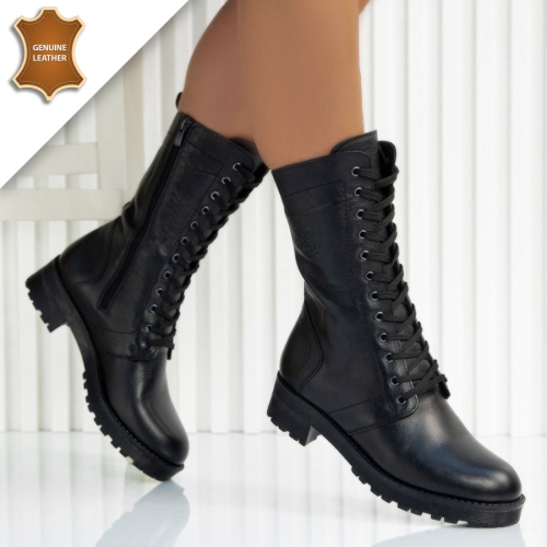 Боти Sofia Black