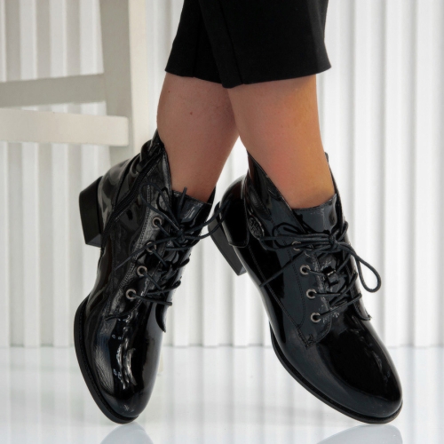 Боти Leonara Black