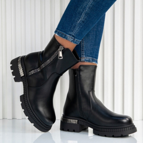 Боти Nansi Black