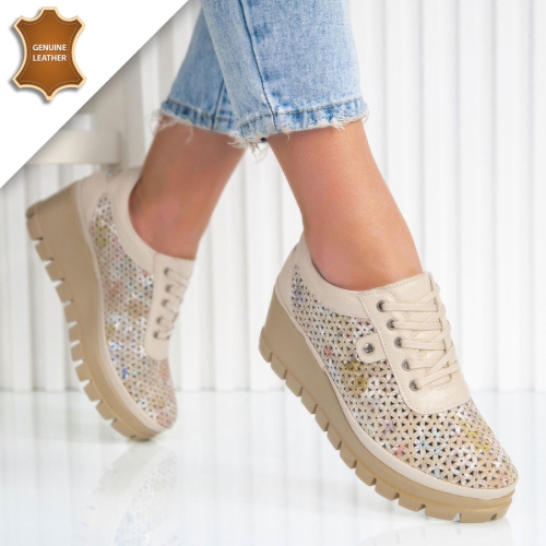 Обувки Emanuela Beige