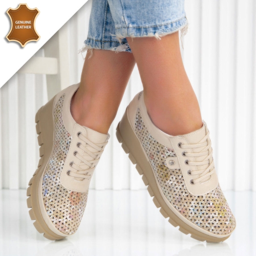 Обувки Emanuela Beige