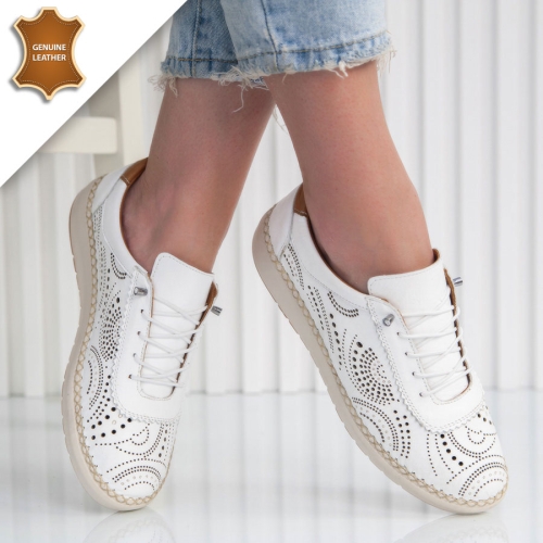 Обувки Lagos White