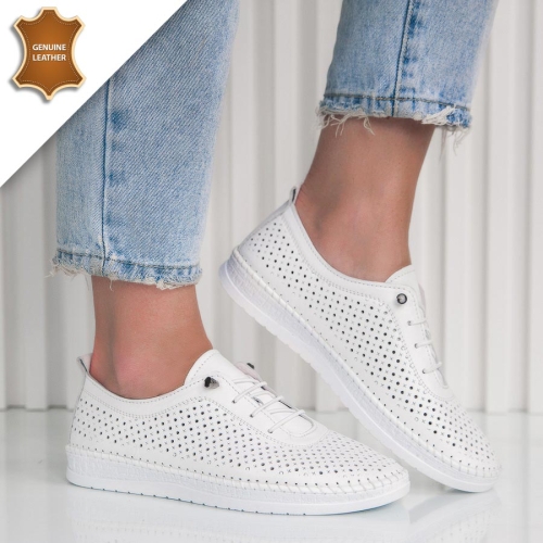 Обувки Happy White