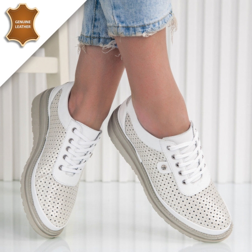 Обувки Elena White