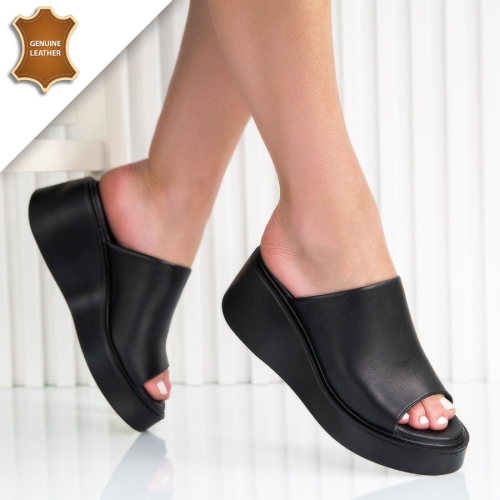 Чехли Hailey Black