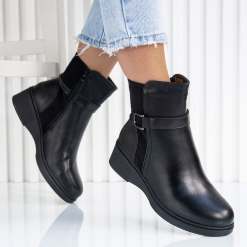 Боти Eleonora Black