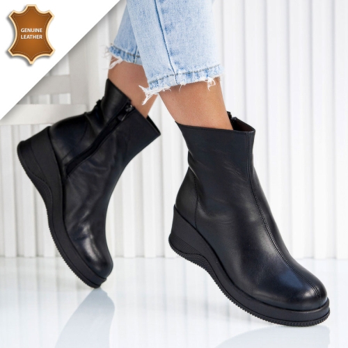 Боти Camelia Black